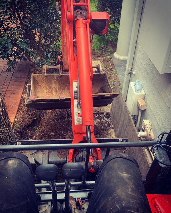 tight access excavation central coast